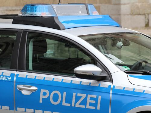 Vienna, madre e figlie trovate morte di fame in casa