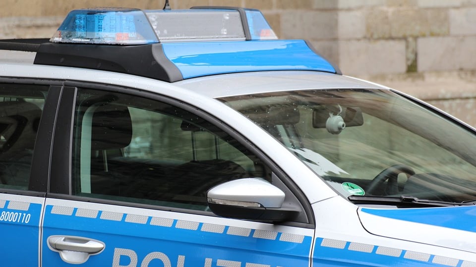 Vienna, madre e figlie trovate morte di fame in casa