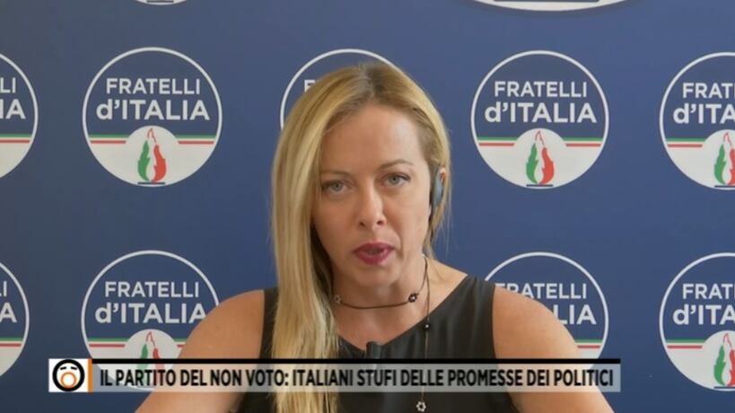 "Sono disperati...": la Meloni asfalta Letta e la sinistra