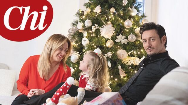 Giorgia Meloni: "Con mia figlia Ginevra ora il Natale è perfetto"