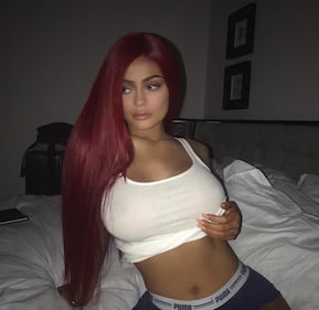 Kylie Jenner hot in reggiseno 10