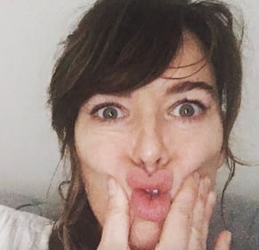Lena Headey senza trucco su Instagram 10