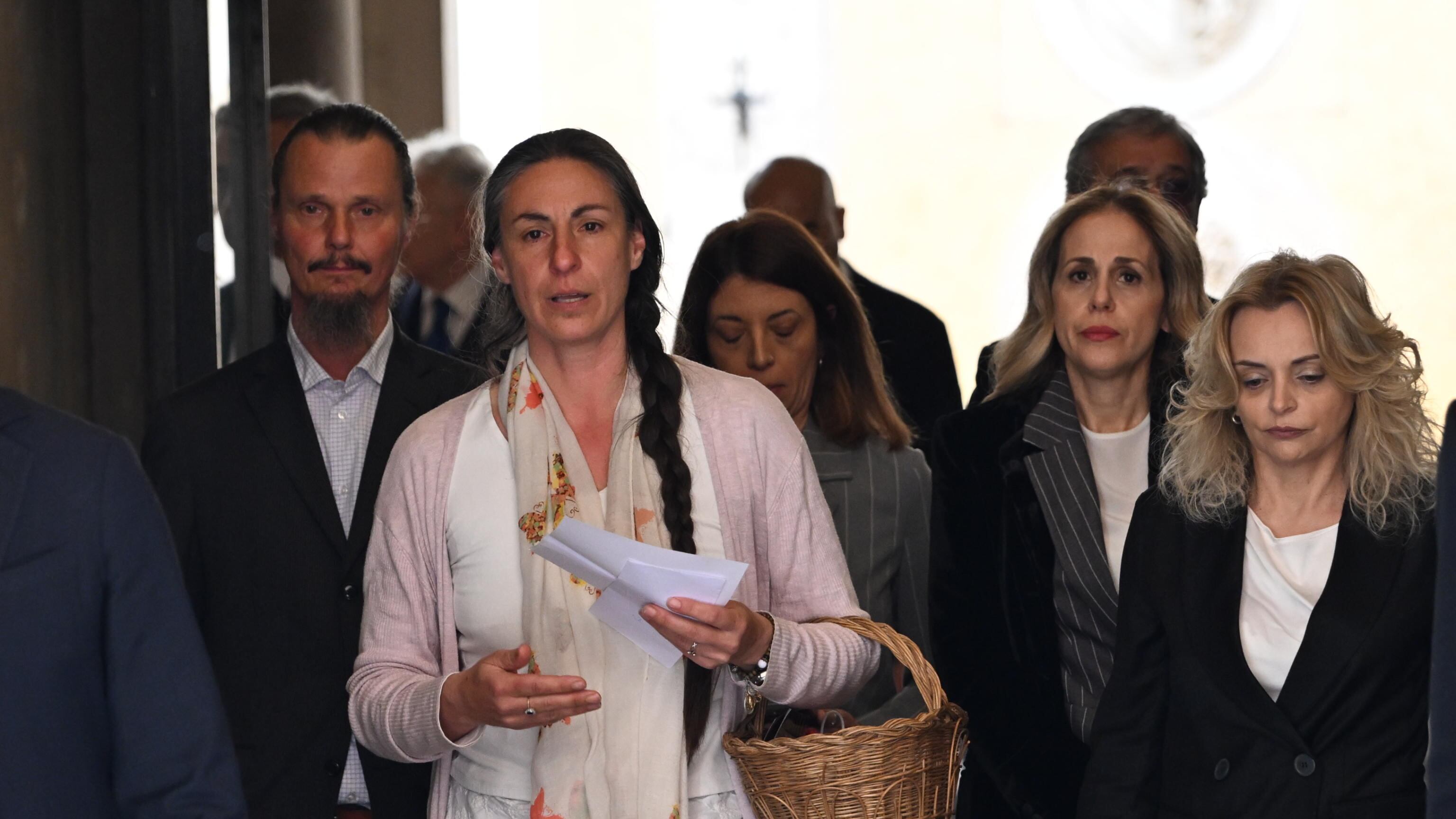 Famiglia del bosco, arriva la perizia del Tribunale dei Minori: "Auspicabile che i bimbi tornino a casa"