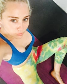 Bellezze vip: spopola il reggiseno sportivo 7