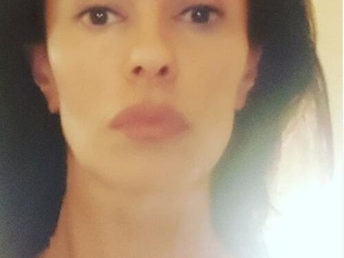 Maria Grazia Cucinotta senza trucco: i fan apprezzano