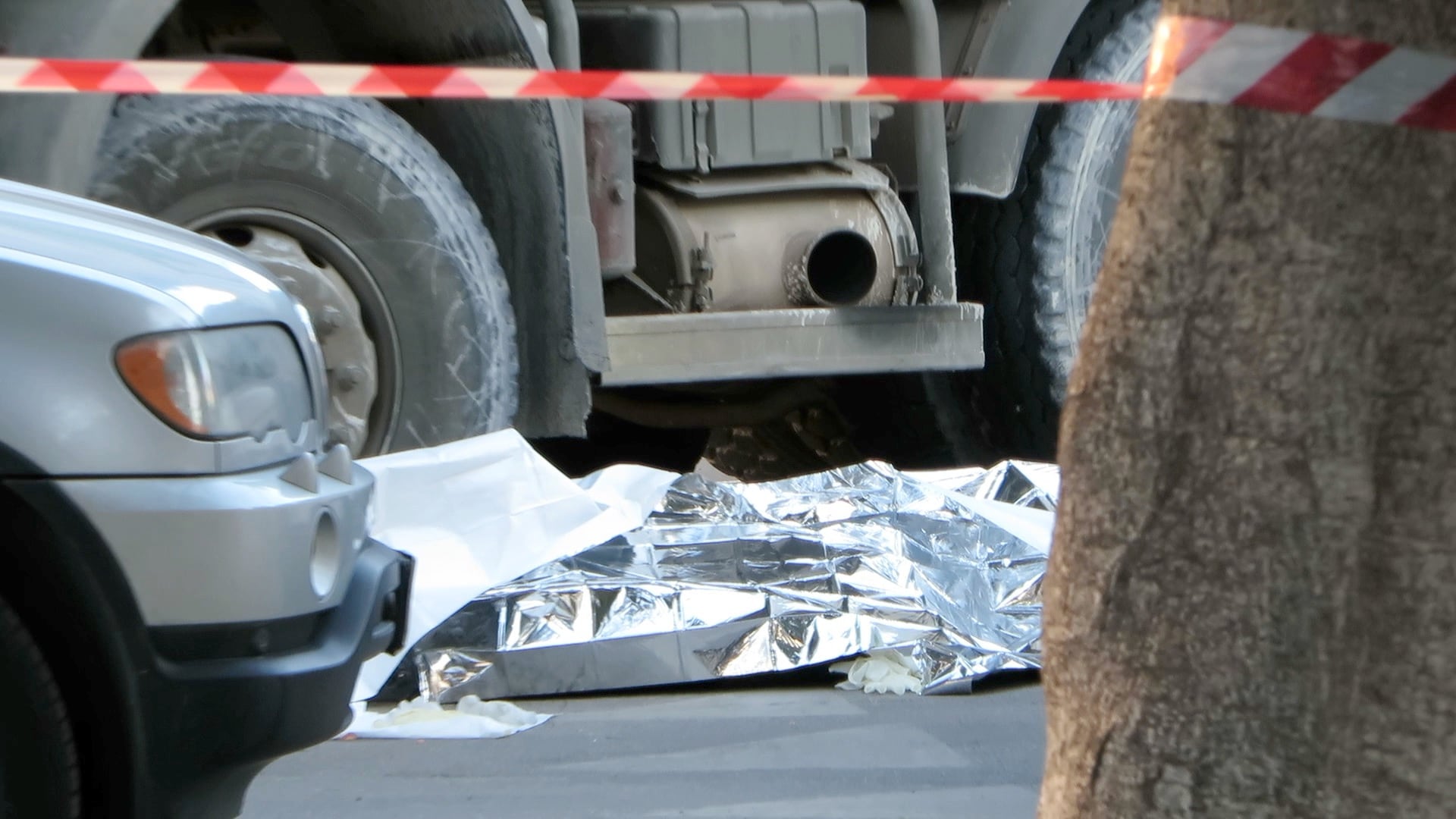 Tragedia a Palermo: travolto da un camion muore sul colpo ciclista