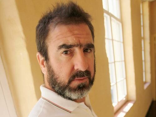Cantona torna con un colpo a sorpresa: un diario a disegni che spiega il mondo
