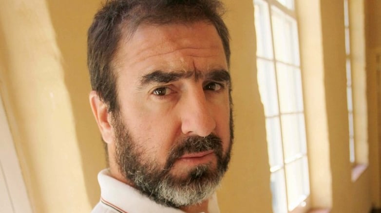 Cantona torna con un colpo a sorpresa: un diario a disegni che spiega il mondo