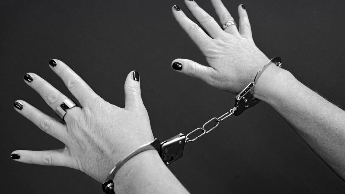 Coppia sadomaso sequestra ex di lei. Il "dominatore" condannato a 5 anni