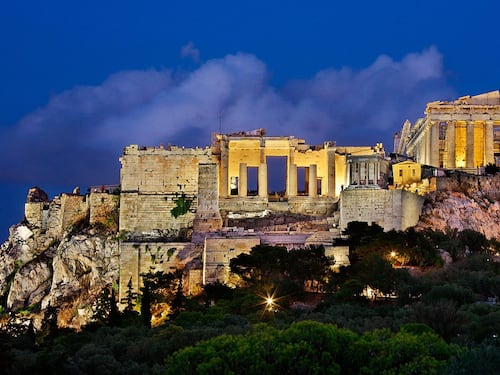 Grecia, il Partenone chiuso per sciopero. "Non è in vendita"