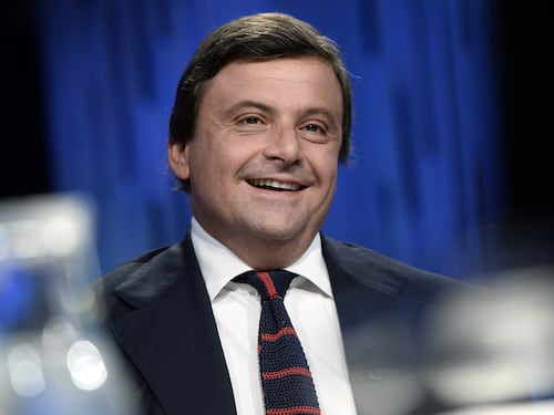 Calenda lancia il suo Fronte repubblicano. E indica Gentiloni come punto di riferimento