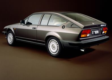 Alfa Romeo GTV6, guarda la gallery 10