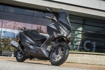 Suzuki Burgman 125-200 ABS 6