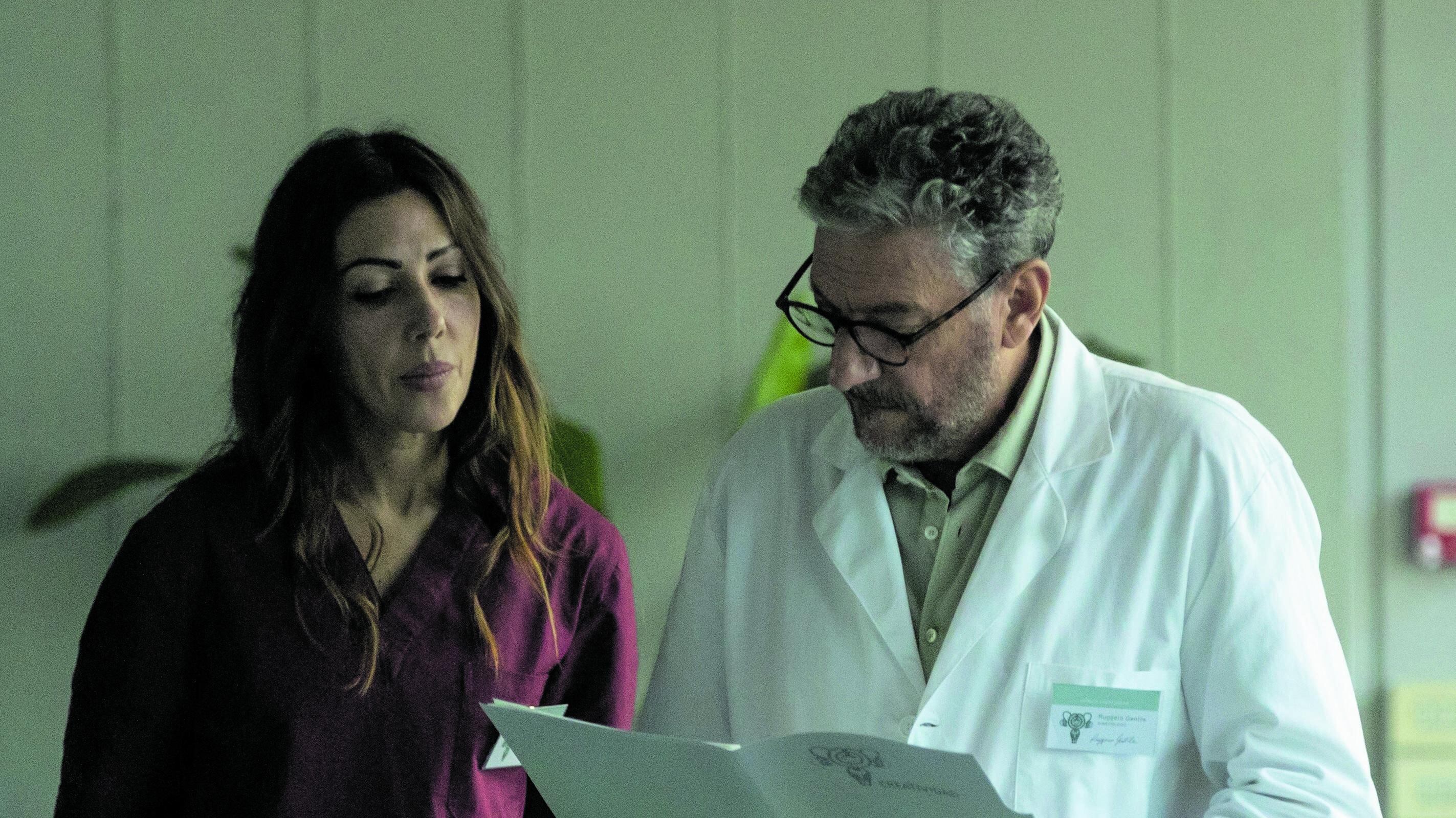 Un bravo Castellitto affronta i grandi dilemmi di "In utero"