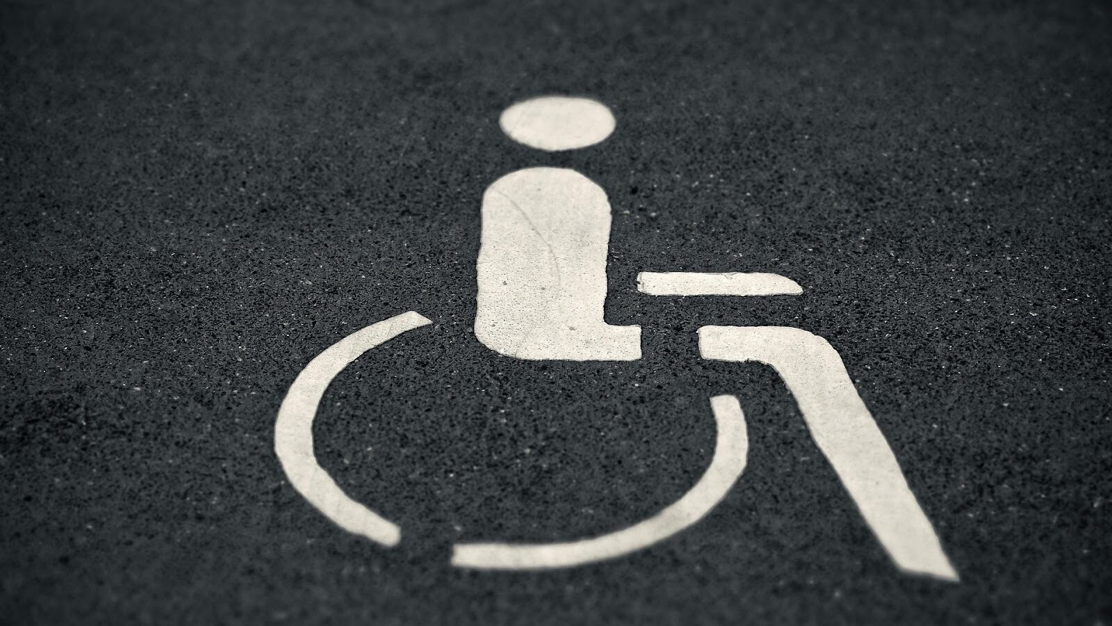 Disabili, per i permessi auto cambia tutto: cosa sapere