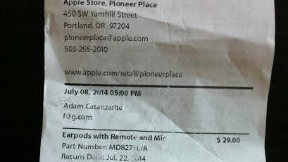 Apple nella bufera per l'insulto omofobo sullo scontrino