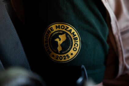 Missione Mozambico: la cerimonia per Almerigo Grilz e l'affissione della targa che lo ricorda 4