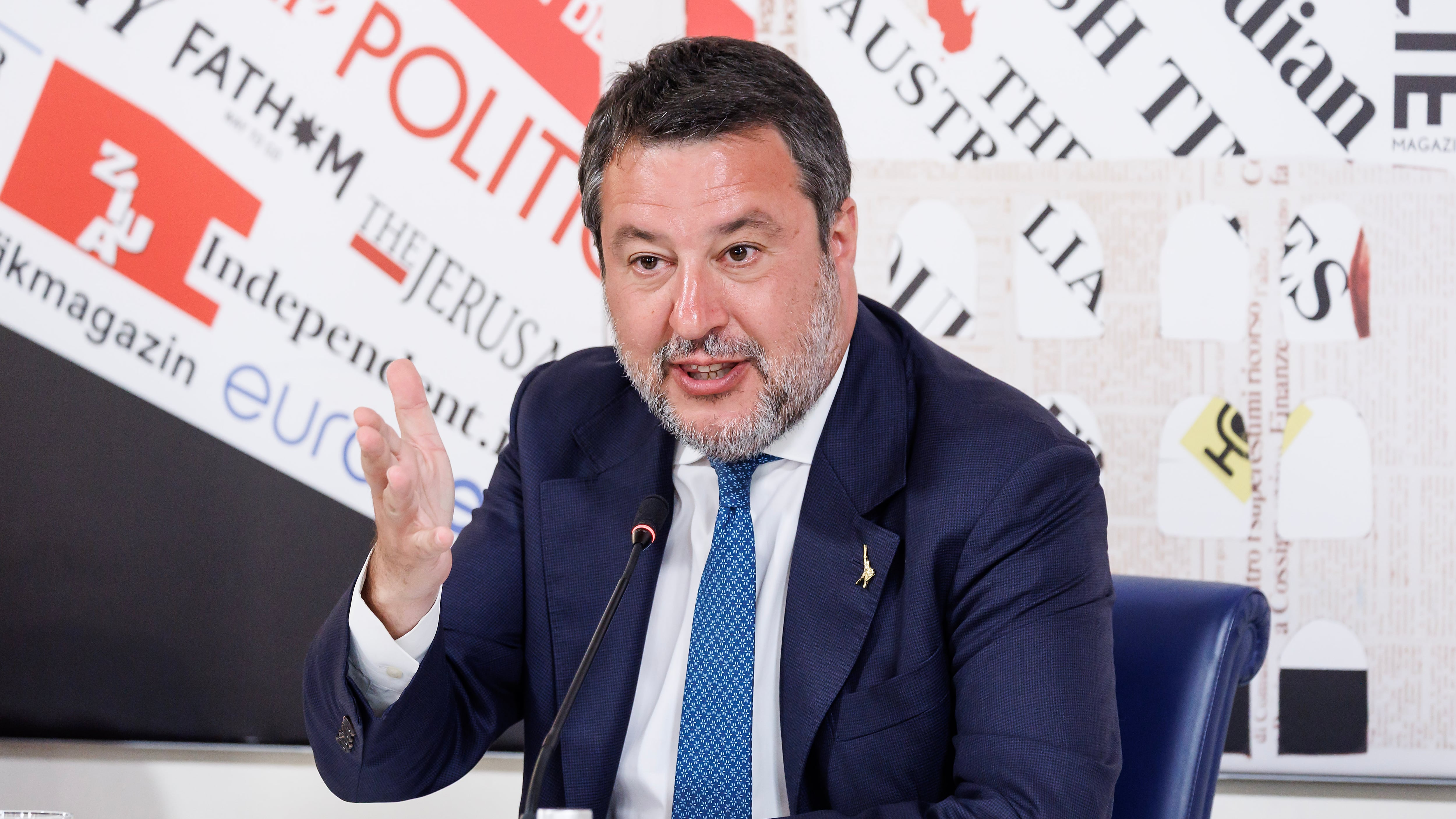 "Chi tace è complice dell’islam politico che vuole sottometterci: sinistra incosciente. Vannacci? Nessuno aiuti Schlein e Conte"