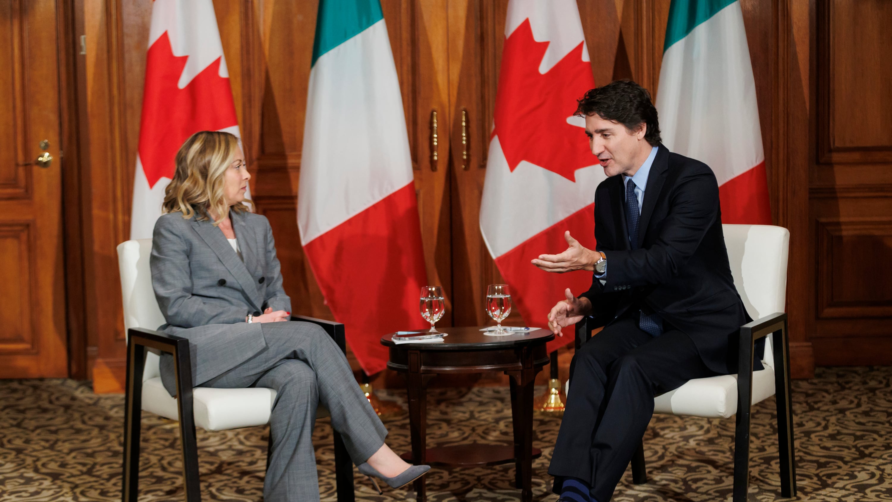 Per Biden la soluzione a Gaza non è vicina. Disgelo con Trudeau, che "vota" Giorgia