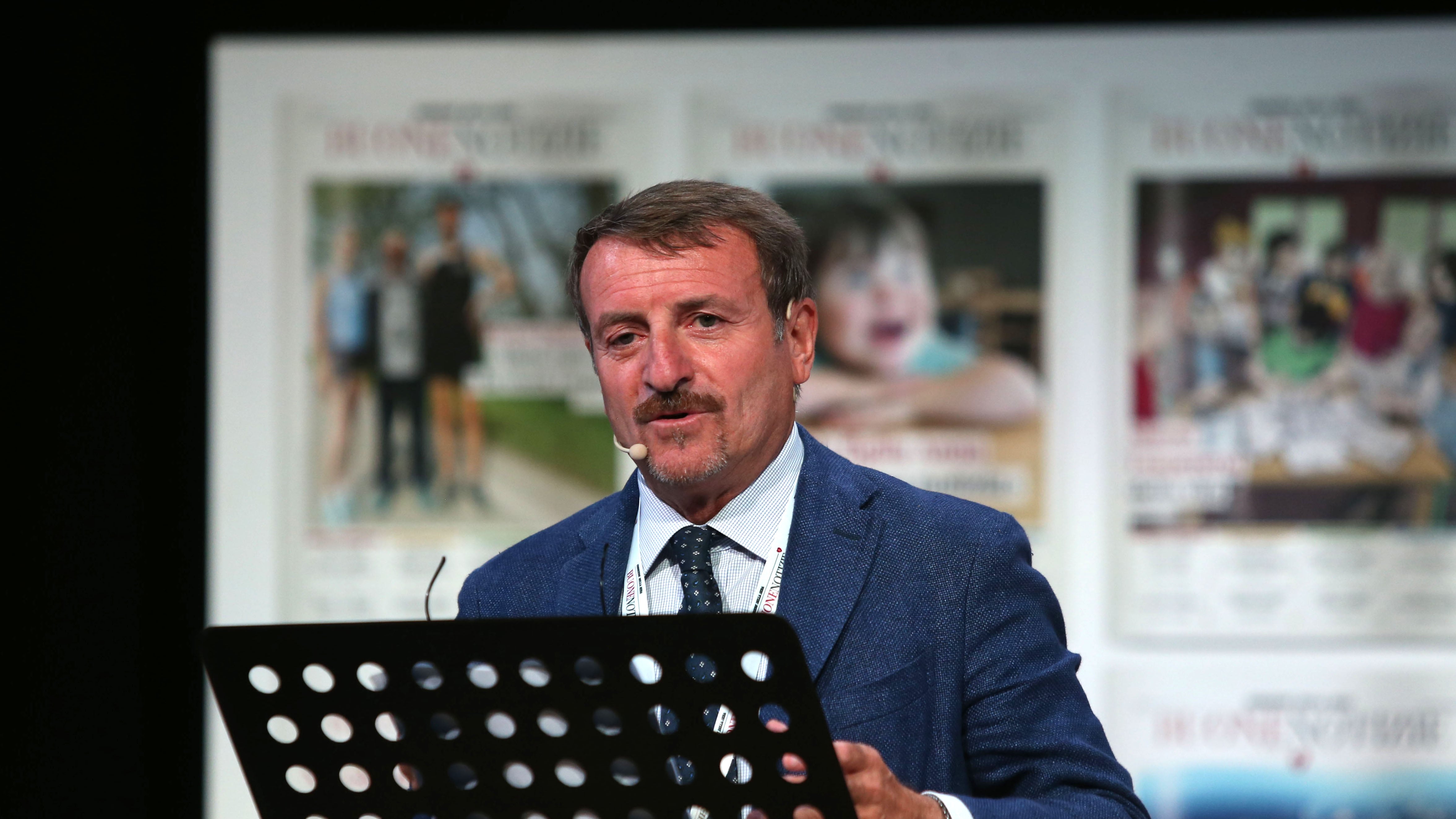 "A teatro vi spiegherò perché facciamo finta di non vedere l'anima"