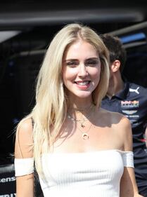 Chiara Ferragni, ritorno milanese hot 12