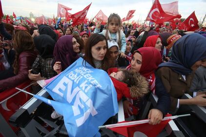 Ankara festeggia il "sì" al presidenzialismo 2