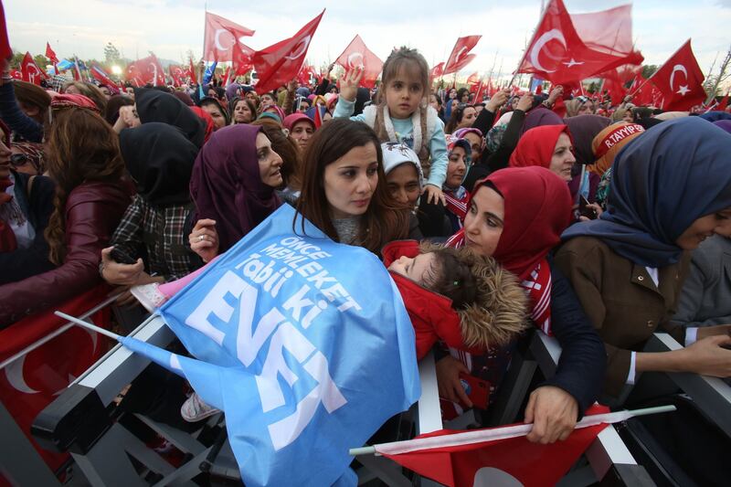 Ankara festeggia il "sì" al presidenzialismo 2