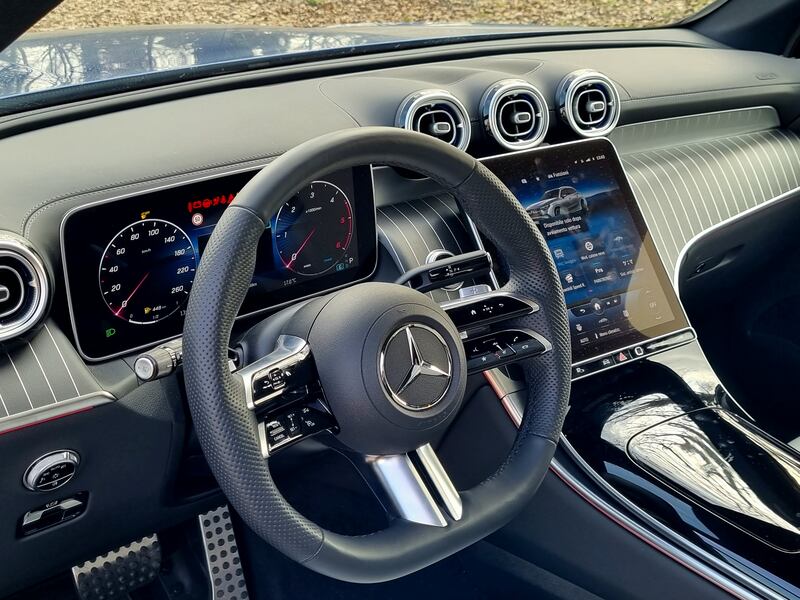Mercedes-Benz GLC, guarda le foto 10