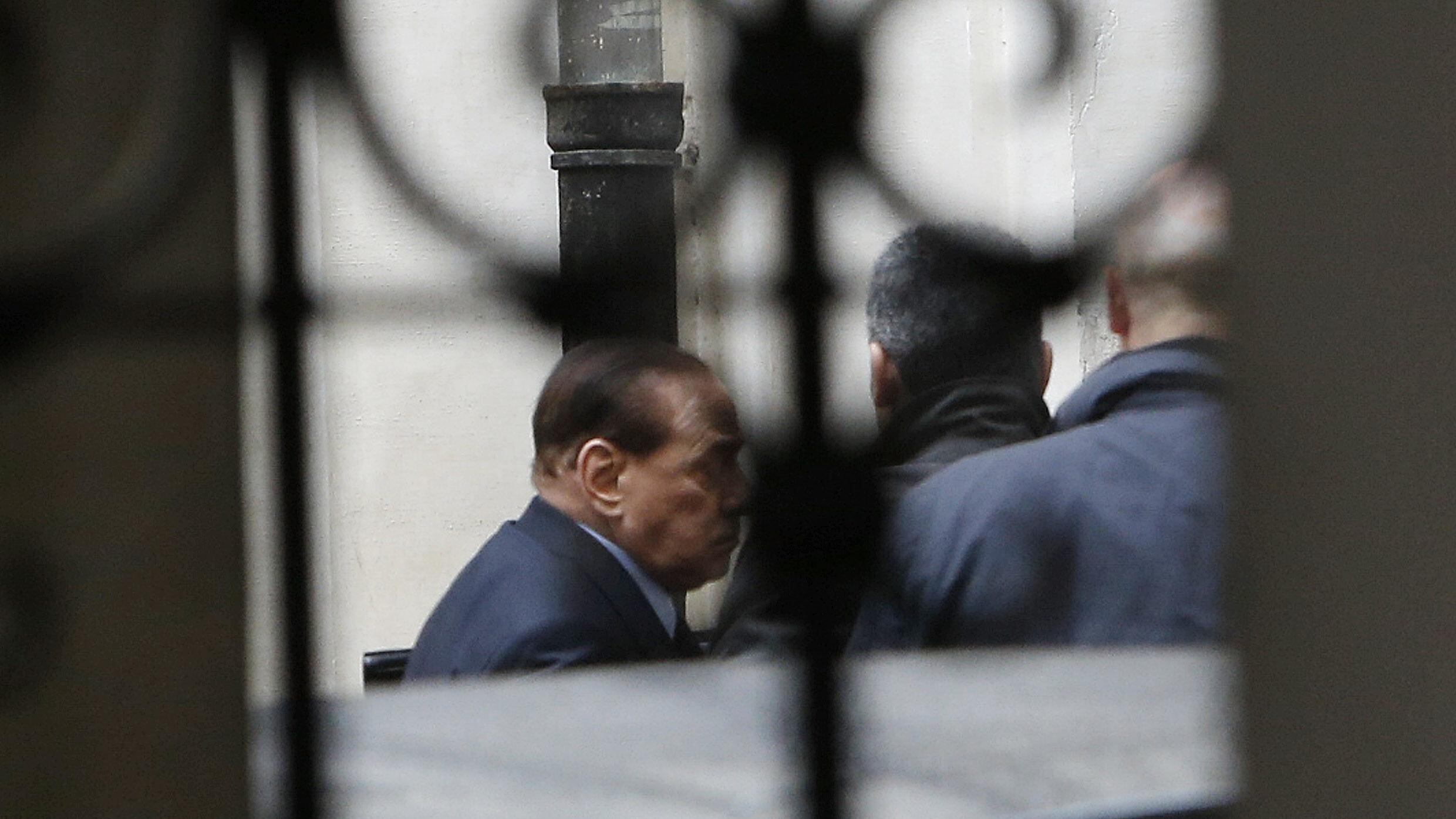 Italicum, faccia a faccia Cav-Renzi "Non si è parlato di Quirinale"