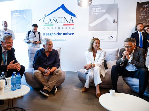 Tajani e Metsola avvertono l’Ue. “Va cambiata o sarà il declino”