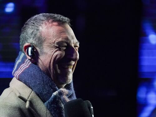 A Sanremo censurano Zelensky, spunta Rula Jebreal e Amadeus: quindi, Sanremo...