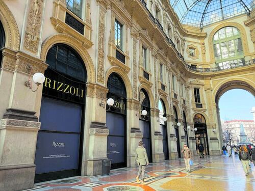 Galleria, in affitto anche i mezzanini. Gara tra gioiellerie