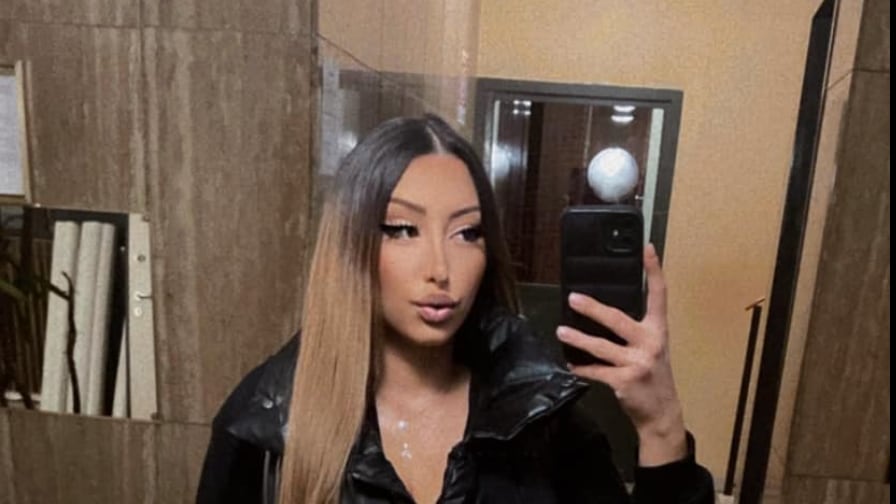 La sbandata, poi lo schianto contro il guardrail: morta Arianna Paola Alberga, barista di Mediaset