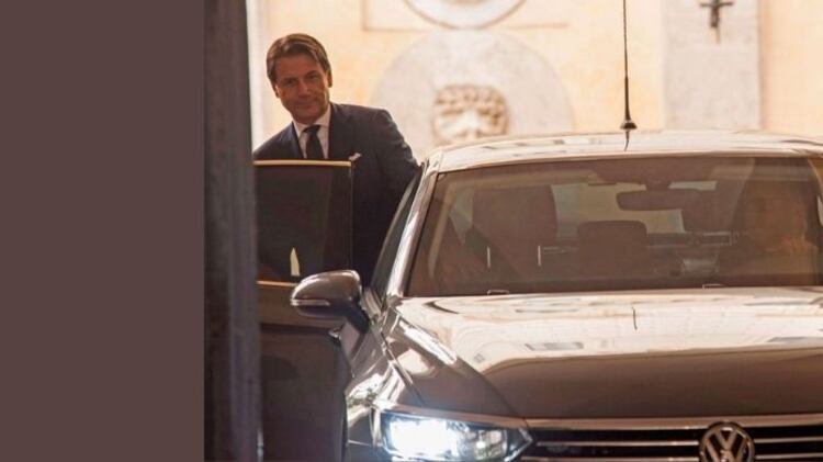 Pd e M5s: "Pronti a partire". Ma il Conte bis è fermo ai box