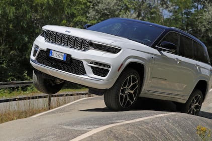 Jeep Grand Cherokee 4xe: guarda tutte le foto 15