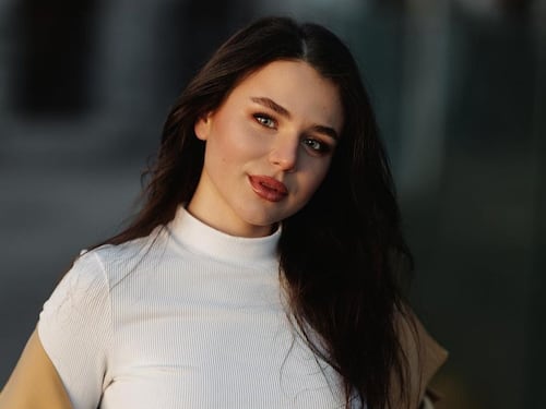 La modella ucraina morta carbonizzata in Ferrari. Chi era Anna Kraevskaya