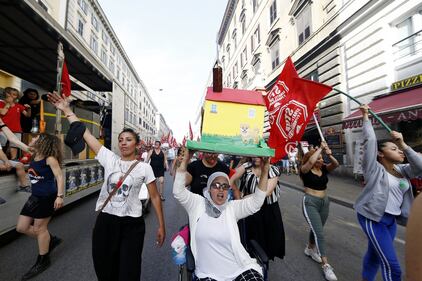 Protesta contro gli sgomberi a Roma 3