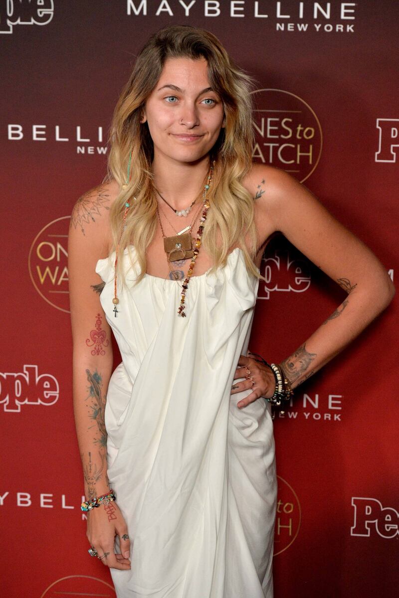 Paris Jackson in topless su Instagram 30