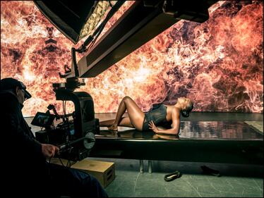 I lavori sul nuovo Calendario Pirelli 18
