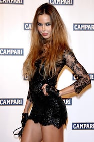 Nina Moric, foto hot con il fidanzato per il Fertility Day 24
