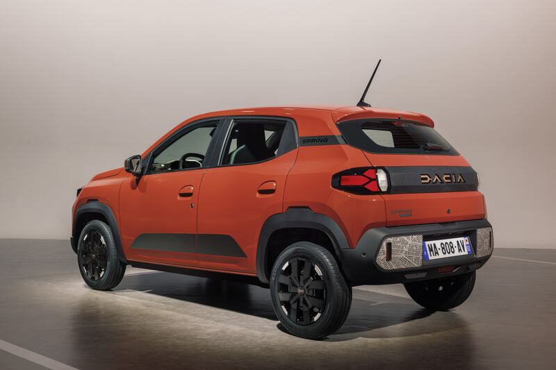 Dacia Spring 2024: guarda tutte le foto di interni ed esterni 20