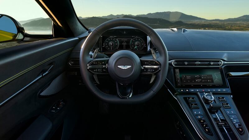 Nuova Aston Martin Vantage, guarda tutte le foto 11