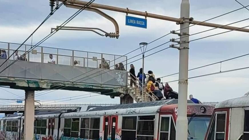 Campania, aumentano i prezzi dei ticket del trasporto pubblico: è colpa dell’inflazione