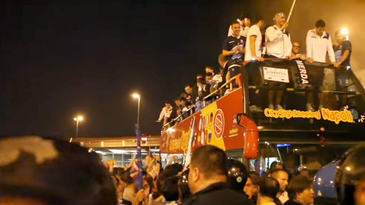Napoli indignato per la bara di Insigne, rispondono i tifosi bianconeri
