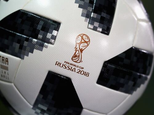 Per i mondiali la Fifa censura la cantante filorussa