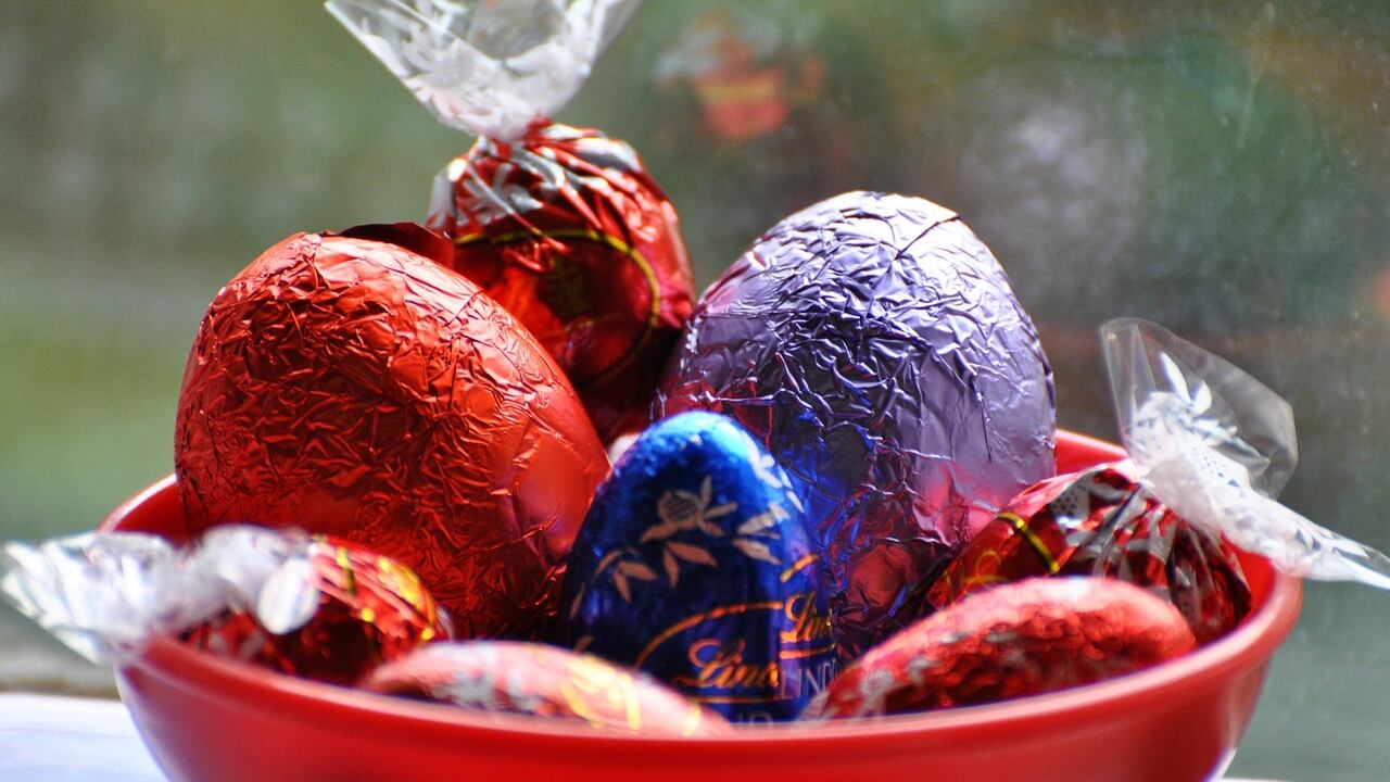 Perché a Pasqua si regalano le uova? Origini e storia dell'usanza più dolce della primavera