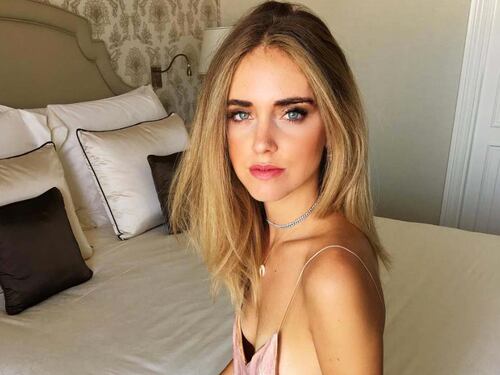 Chiara Ferragni, la scollatura è hot