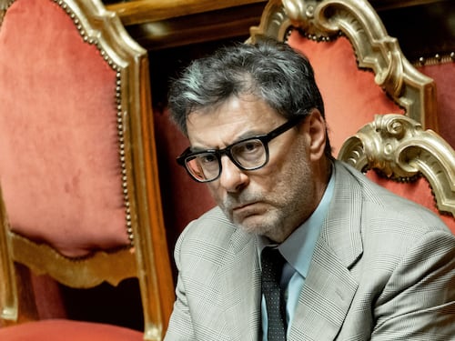 Manovra, si apre uno spiraglio per il taglio Irpef al ceto medio