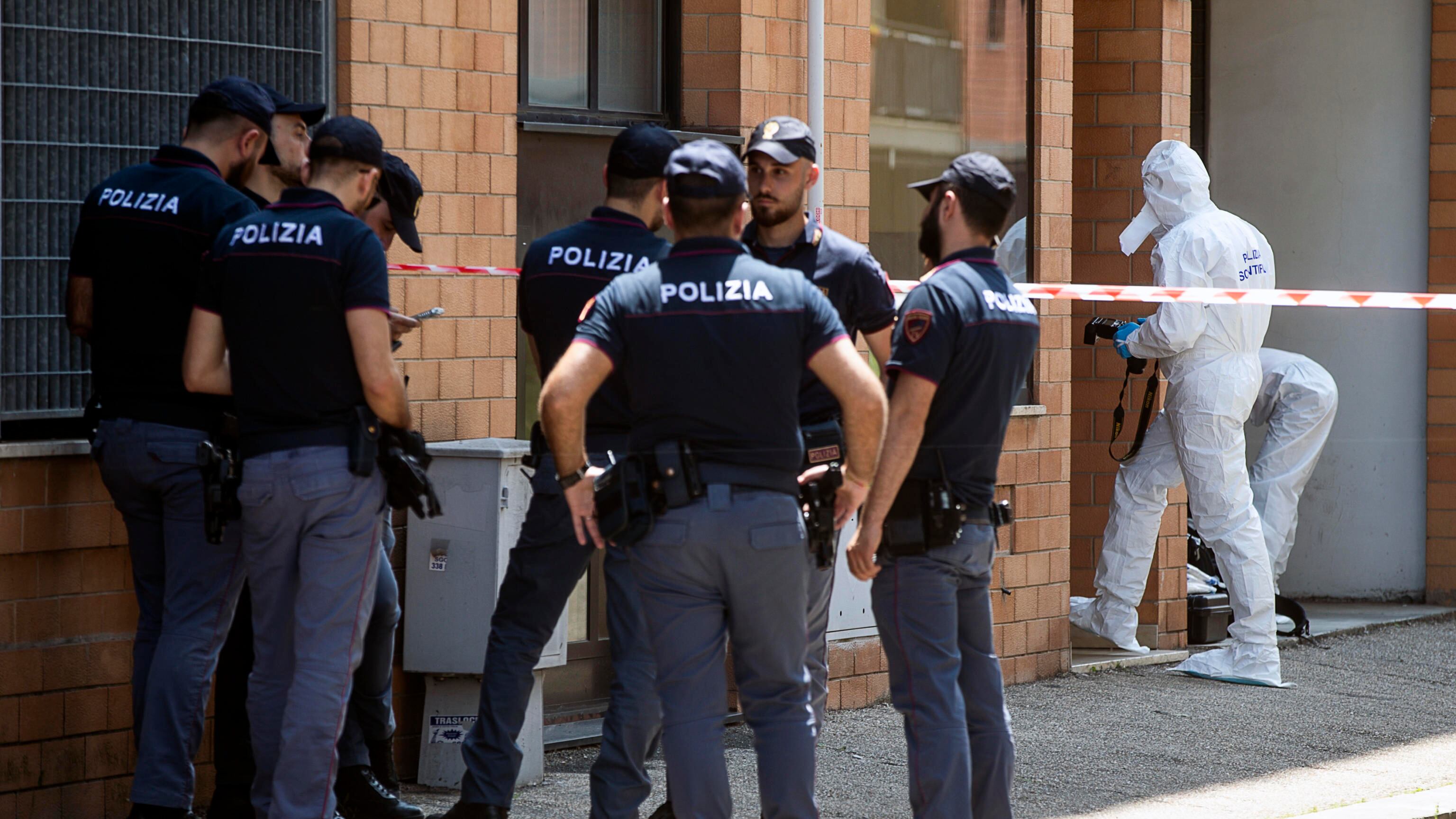 Voleva tornare col marito. Paola uccisa dal collega (che poi si toglie la vita)