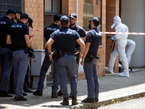 Voleva tornare col marito. Paola uccisa dal collega (che poi si toglie la vita)